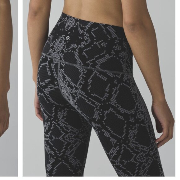 Lululemon Wunder Under Pant *Full-On Luon (Hi-Rise) in Simply Ziggy Snake Slate - Picture 1 of 15